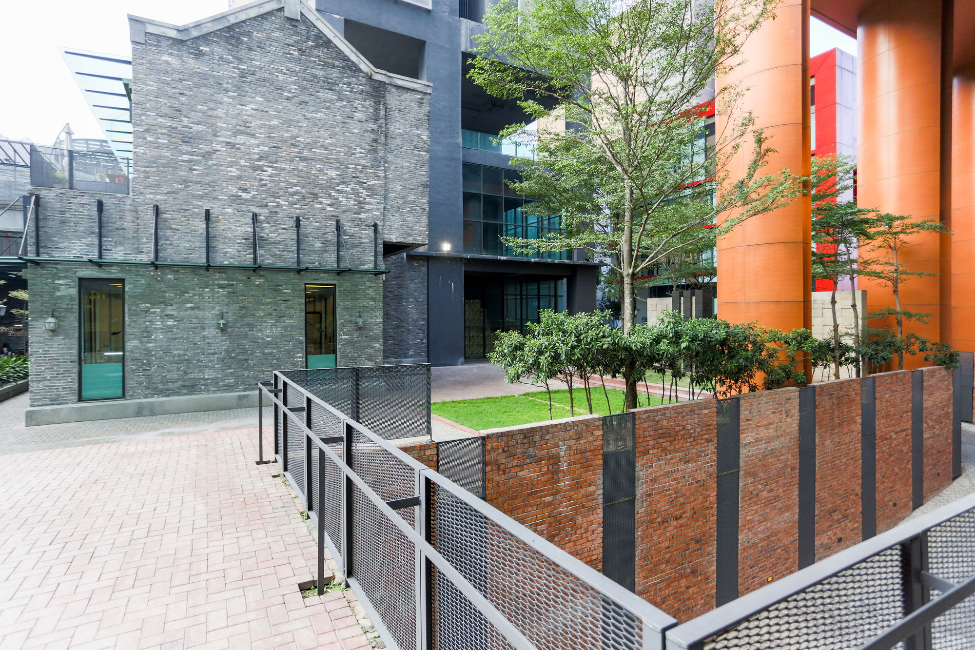 The 12 Suites @ Empire Damansara 페탈링자야 외부 사진