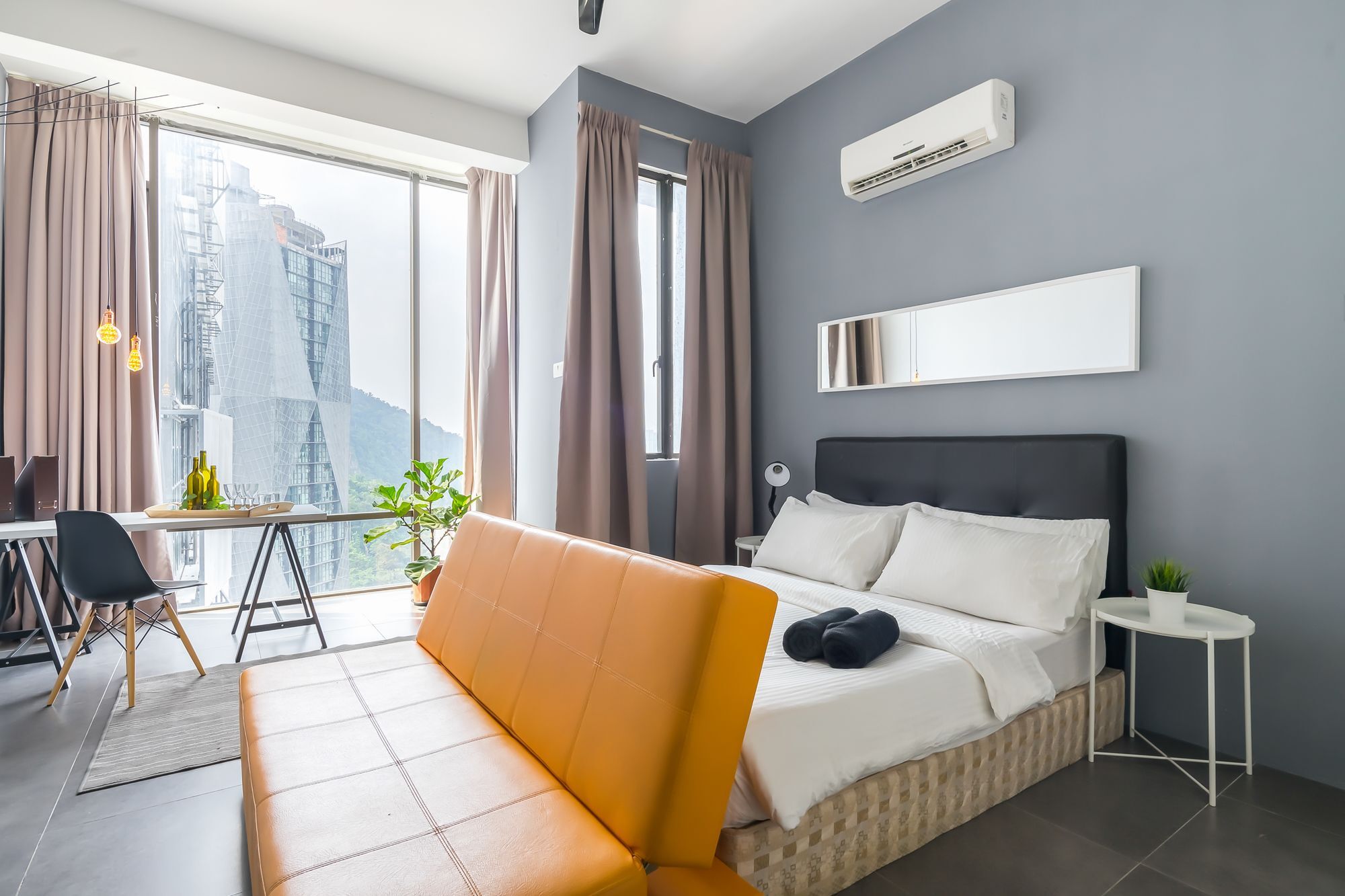 The 12 Suites @ Empire Damansara 페탈링자야 외부 사진